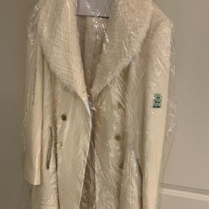 Guess White Coat